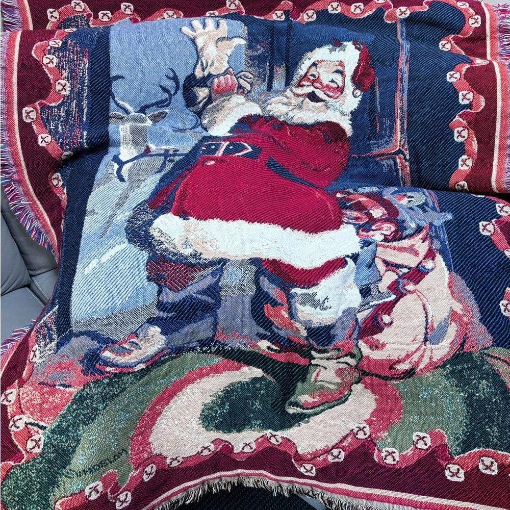 Christmas theme tapestry throw vintage